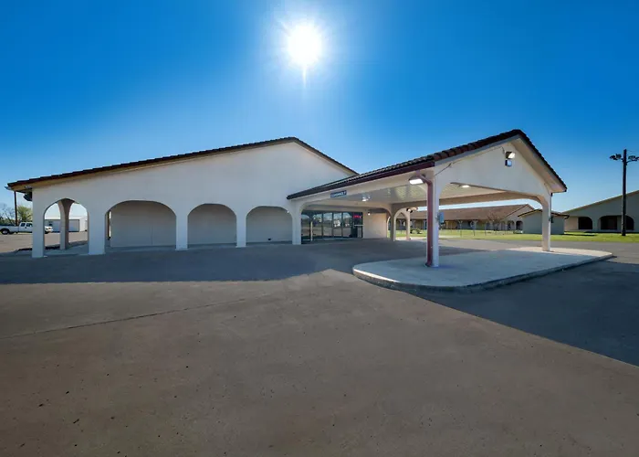 Americas Best Value Inn Bonham